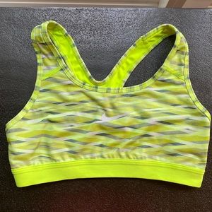 Nike workout bra (no padding)